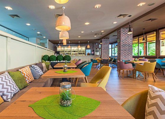 Marina Palace affiliated by Melia