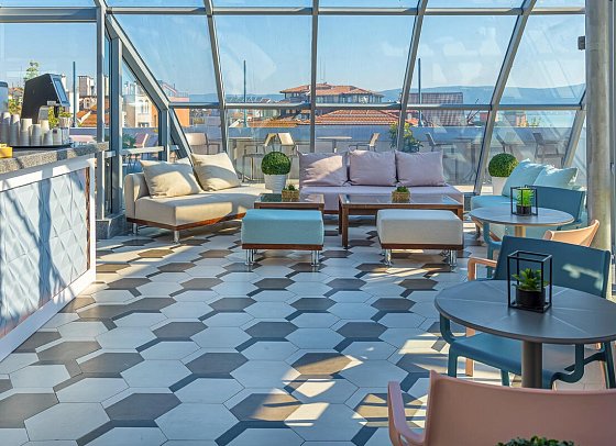 Marina Palace affiliated by Melia