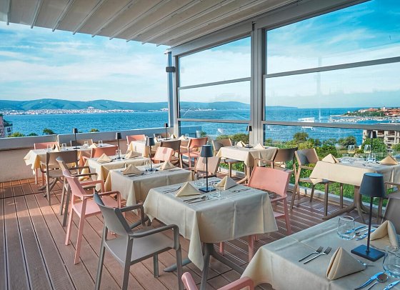 Marina Palace affiliated by Melia