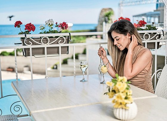 Bilyana Beach Hotel