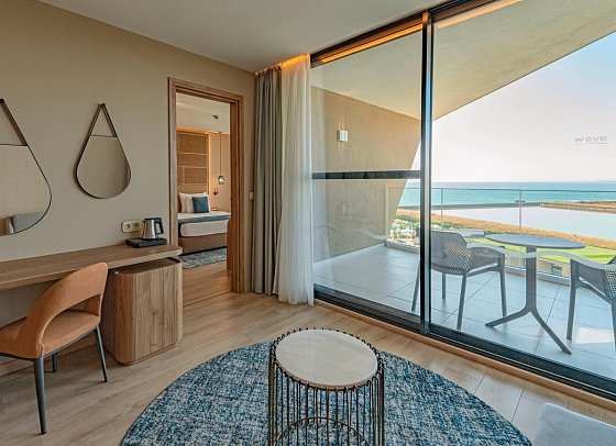 Wave Resort - Wohnbeispiel Familienzimmer seitl. Meerblick (Zimmercodierung FBN)
