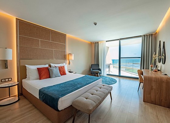 Wave Resort - Wohnbeispiel Doppelzimmer seitl. Meerblick (Zimmercodierungen DBN & DCN)