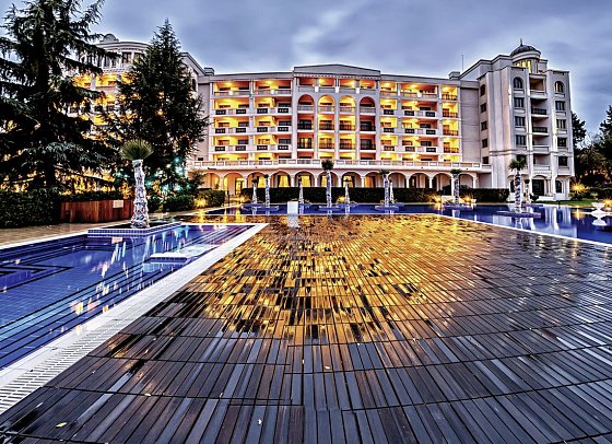 Grand Hotel & Spa Primoretz