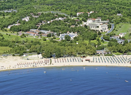Duni Royal Resort Holiday Village