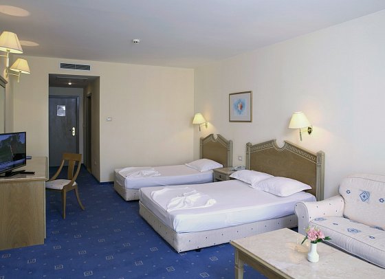 Duni Royal Resort Marina Palace - Wohnbeispiel Juniorsuite (Zimmercodierungen JBP & JBM)