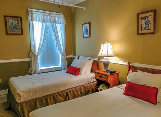 Thayers Inn - Wohnbeispiel Family Suite 3-4 persons (Zimmercodierungen FG3 & FG2)