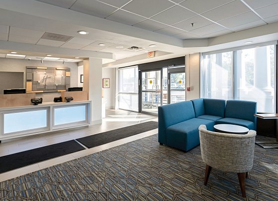 Holiday Inn Express & Suites Boston - Cambridge