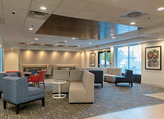Holiday Inn Express & Suites Boston - Cambridge