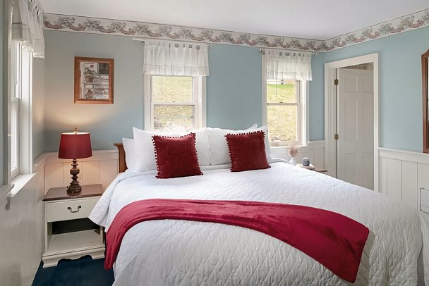 Christmas Farm Inn and Spa - Wohnbeispiel Carriage House Suite 1 Bed (Zimmercodierung WB1)