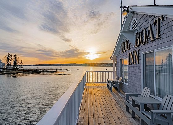 Tugboat Inn