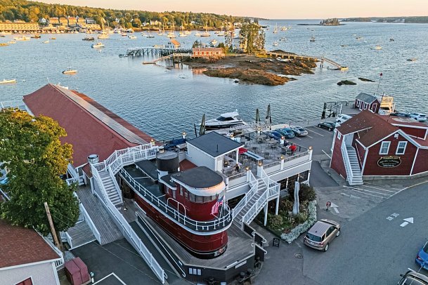Tugboat Inn