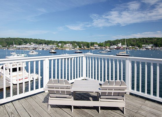 Tugboat Inn