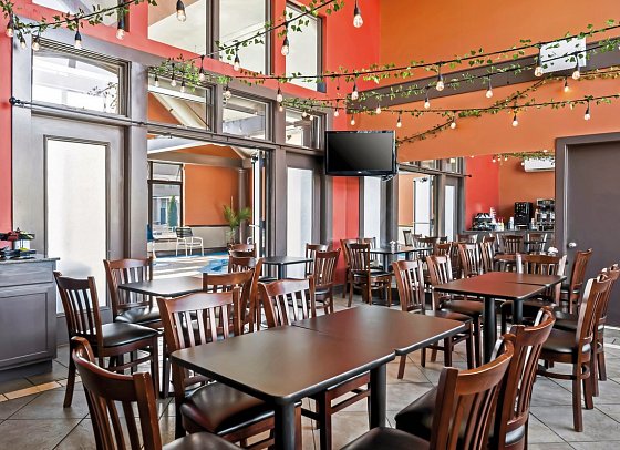 Best Western Merry Manor Inn