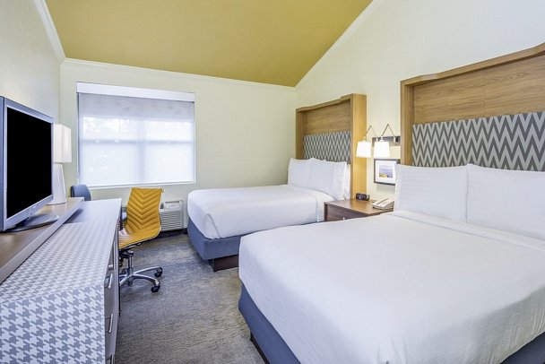 Holiday Inn Cape Cod - Hyannis - Wohnbeispiel Standard Double Double (Zimmercodierung UG2)