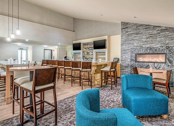 Holiday Inn Cape Cod - Hyannis