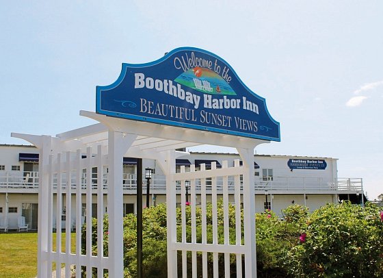 Boothbay Harbor Inn