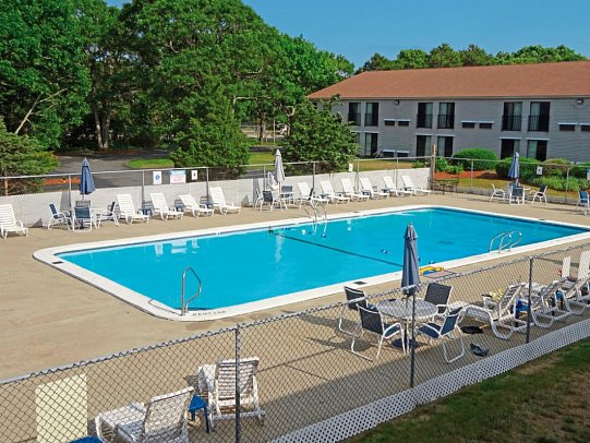 The Mariner Resort Cape Cod