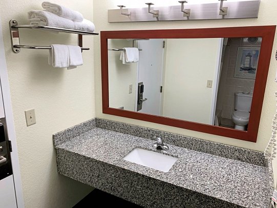 The Mariner Resort Cape Cod