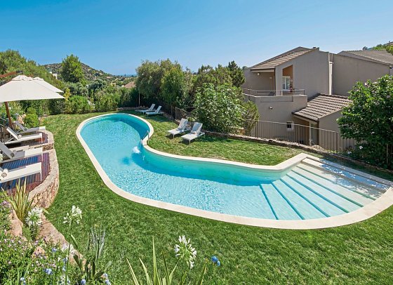 Conrad Chia Laguna Sardinia