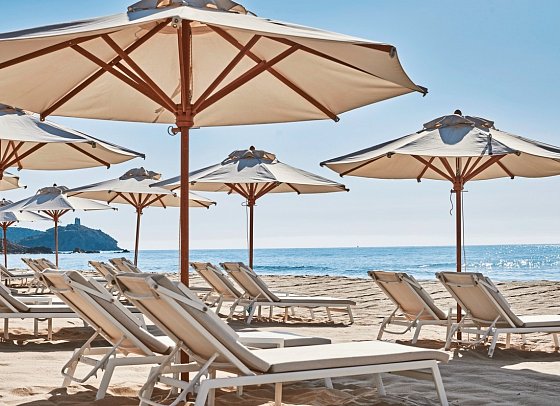 Conrad Chia Laguna Sardinia
