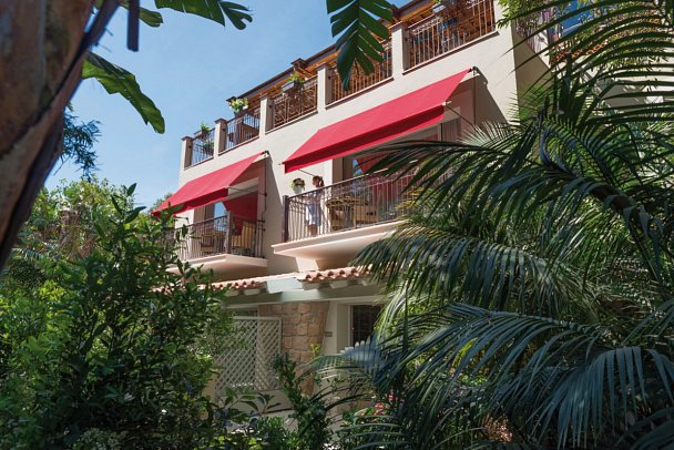 Forte Village – Villa del Parco & SPA