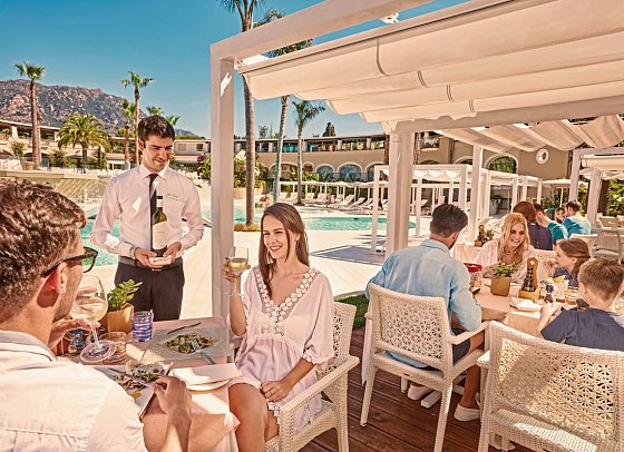 Forte Village – Villa del Parco & SPA
