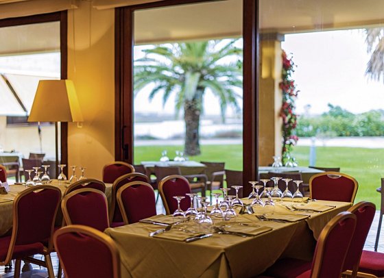 Hotel Santa Gilla