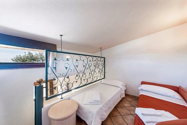 Sant`Elmo Beach Hotel - Wohnbeispiel Familienzimmer Galerie (Zimmercodierung FB1)