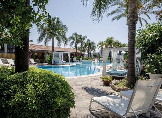 Cruccuris Resort