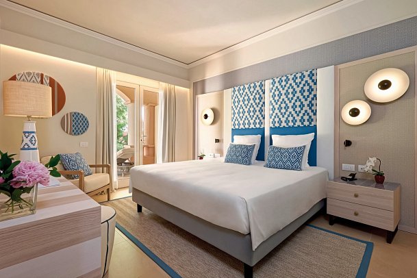 Almar Timi Ama Villasimius - Wohnbeispiel Prestige Family Suite Garten (Zimmercodierung WI1)