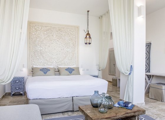 Falkensteiner Resort Capo Boi - Wohnbeispiel Juniorsuite (Zimmercodierung J1N)