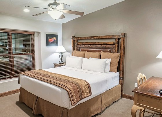 Cable Mountain Lodge - Wohnbeispiel Luxury Suite (Zimmercodierung WB4)