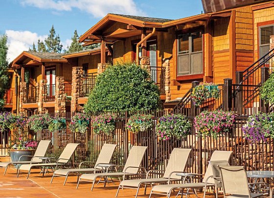 Cable Mountain Lodge