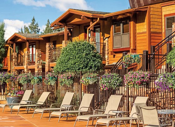 Cable Mountain Lodge