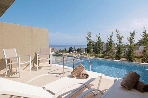 Mythos Panorama - Wohnbeispiel Doppelzimmer Meerblick Sharing Pool (Zimmercodierung D1Q)