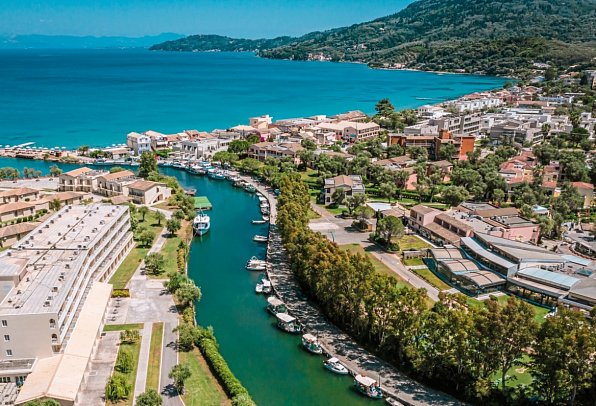 Canvas by Mitsis Messonghi