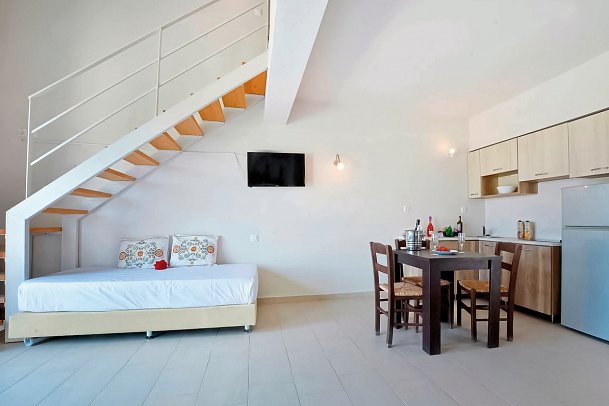 Likithos Hotel - Wohnbeispiel Maisonette Gartenblick (Zimmercodierung MBG)