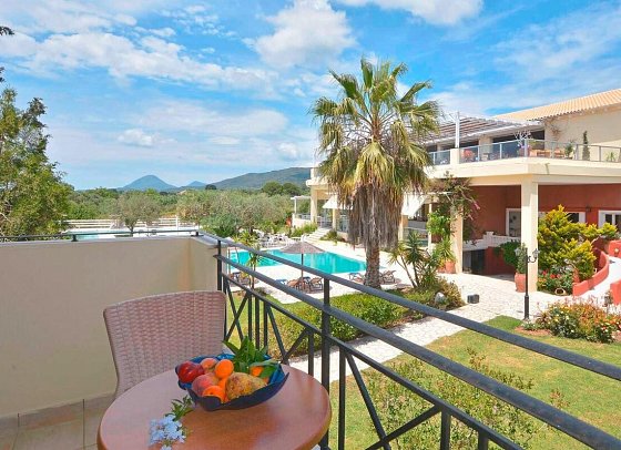 Likithos Hotel