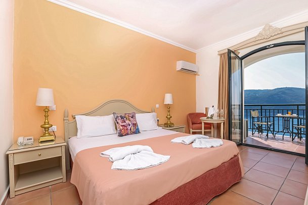 Paleokastritsa Palace - Wohnbeispiel Doppelzimmer Meerblick (Zimmercodierung D1M)