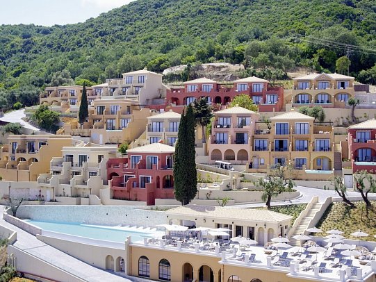 Nido, Mar-Bella Collection