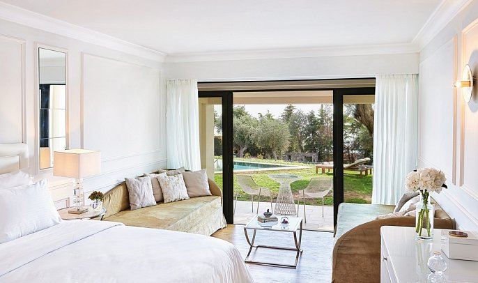 Corfu Imperial a Grecotel Resort to Live - Wohnbeispiel Familienbungalow Open Plan Gemeinschaftspool (Zimmercodierung BI1)