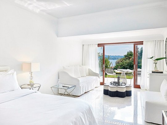 Corfu Imperial a Grecotel Resort to Live - Wohnbeispiel Bungalow Junior Suite Waterfront (Zimmercodierung B1M)