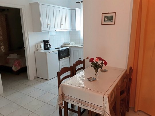 Villa Silvia - Wohnbeispiel Appartement 2 Schlafzimmer Gartenblick (Zimmercodierung OBG)