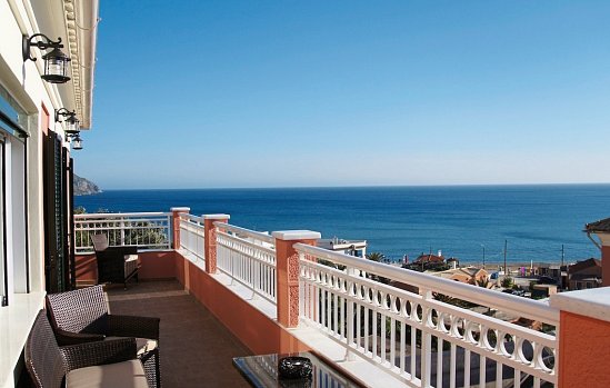 Villa & Apartments Sissy