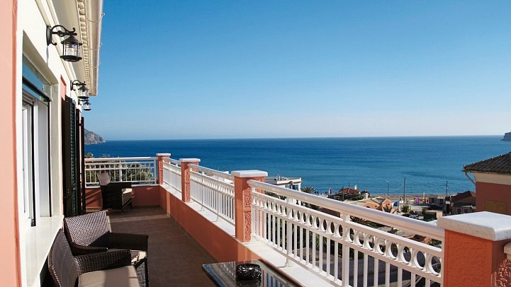 Villa & Apartments Sissy - Wohnbeispiel Villa Meerblick (Zimmercodierung V1M)