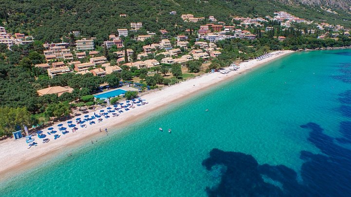 La Riviera Barbati Seaside Luxurious Apartments & Villas