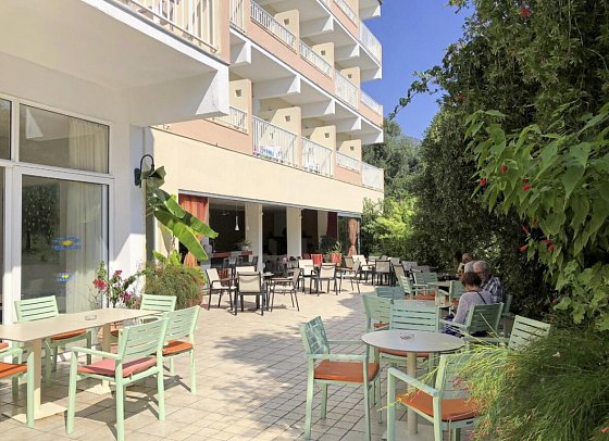 Ipsos Beach Hotel