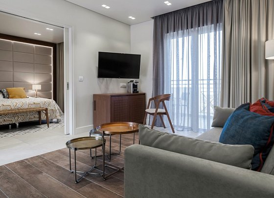 Mareblue Beach Corfu Resort - Wohnbeispiel Suite (Zimmercodierung WB1)