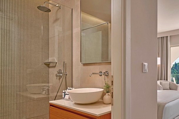 San Antonio Corfu Resort - Badbeispiel Doppelzimmer Ultima Meerblick (Zimmercodierung D8M)