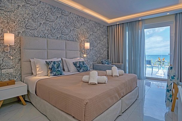 Ibiscus Hotel Corfu - Wohnbsp. Doppelzimmer Meerblick beheizbarer Privat-Pool (Zimmercodierung D1R)